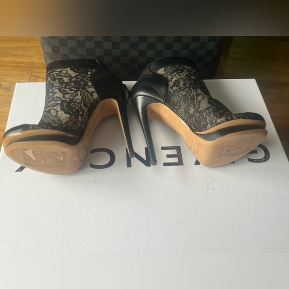 Nicholas Kirkwood booties size 37 - Picture 3 of 9